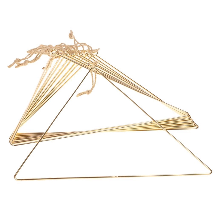 <h4>Triangle 30cm Metal Medium 10pc Gold</h4>