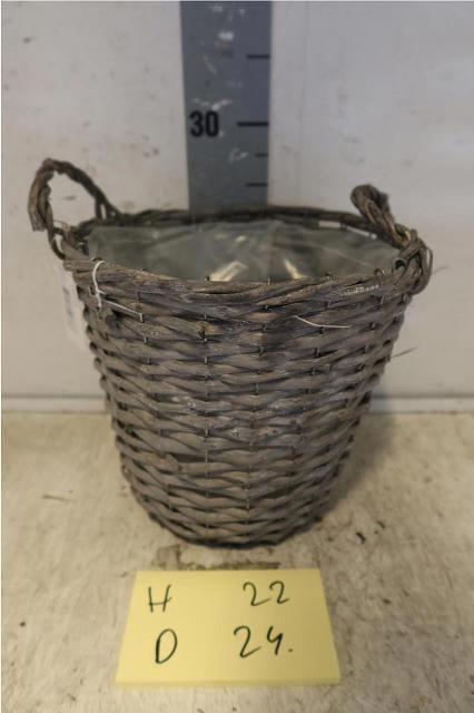 <h4>HUIS EN TUINDECO H%</h4>