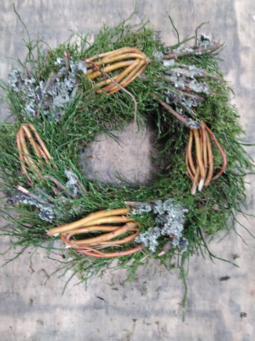 <h4>KRANZ 12 HEIDELBEER LERCHEN 25CM</h4>