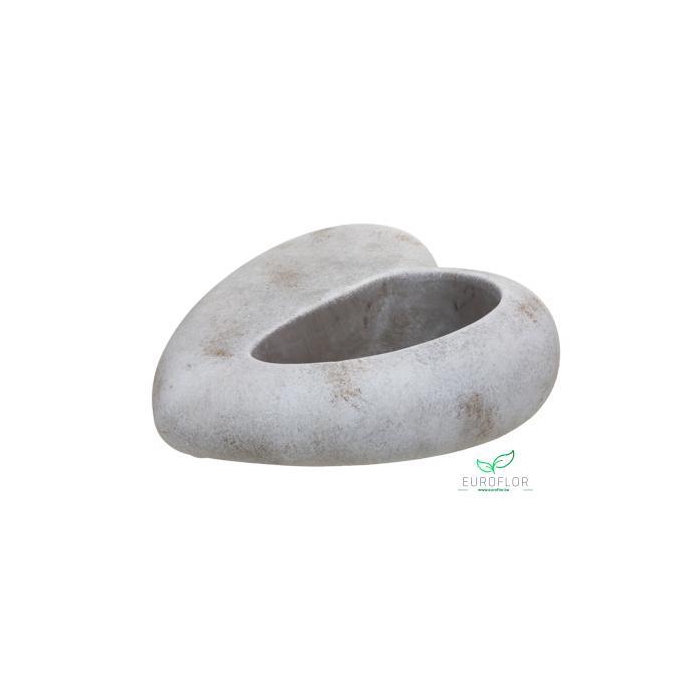 <h4>CEMENT FLOWERPOT HEART CEMENT 21X19X7CM</h4>