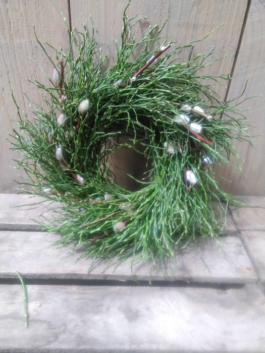 <h4>KRANZ 27 HEIDELBEERE KÄTZCHEN 15CM</h4>