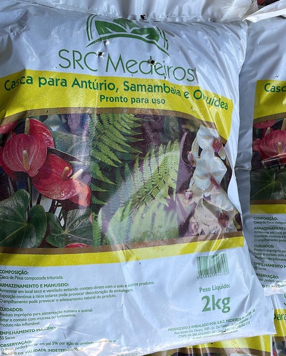 <h4>CASCA DE PINUS 08KG PARA ANT. SABAMBAIA E ORQUIDEA</h4>