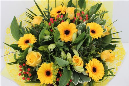 <h4>Boeket Roos Groot Geel</h4>
