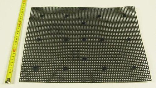 <h4>Pothole net 355 x 265 mm.</h4>