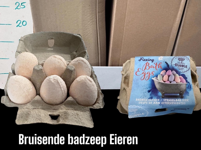 <h4>HUIS EN TUINDECO H%</h4>