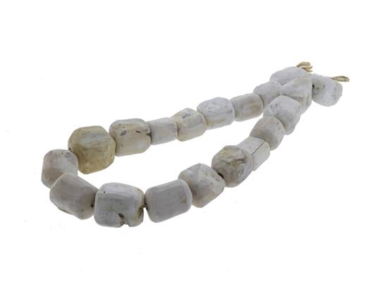 <h4>Stone Wood Garland 100cm White</h4>