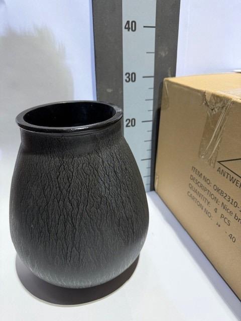 <h4>HUIS EN TUINDECO H%</h4>