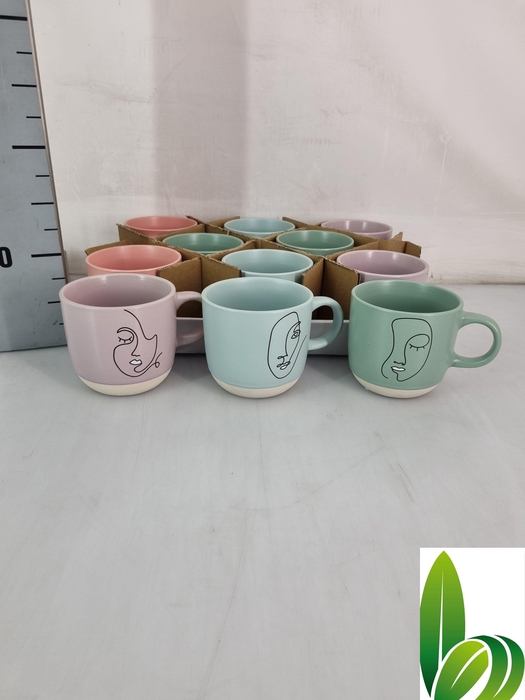 <h4>HUIS EN TUINDECO H%</h4>