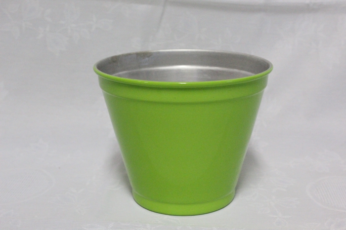 <h4>CACHEPOT DE ALUMINIO P15 VERDE LIMAO</h4>