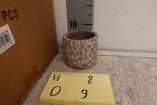 <h4>HUIS EN TUINDECO H%</h4>