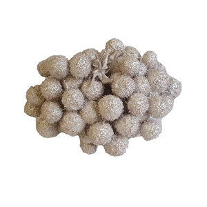 Small ball per bunch in poly Pearl White