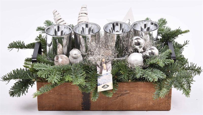 <h4>Hout dienblad metal greep 30x15cm</h4>