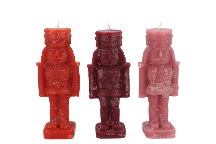 <h4>Candle Frosty Nutcracker Red Mix 6x6x16cm</h4>