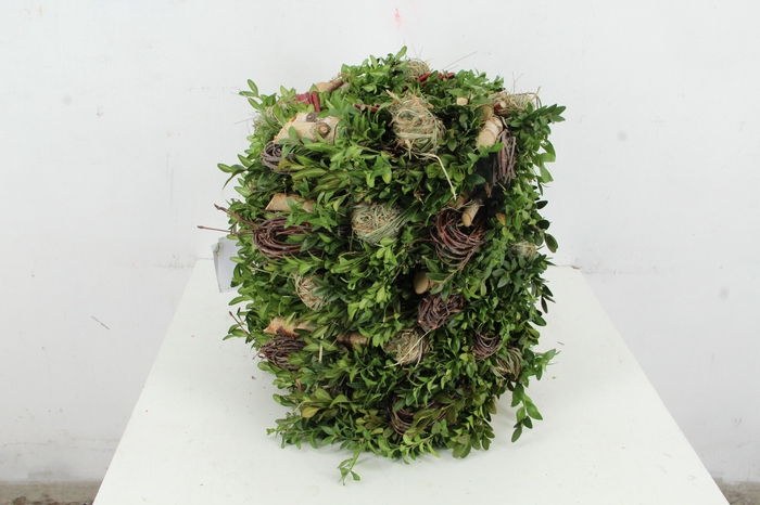 <h4>WREATH 740 Ø30CM</h4>