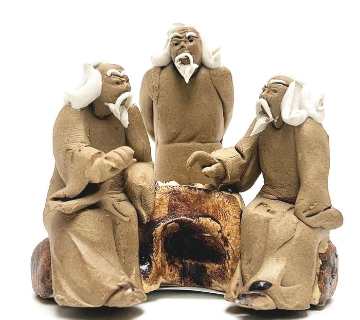 <h4>Three chinese men, unglazed, height 7cm, box 12 or 6 pcs.</h4>
