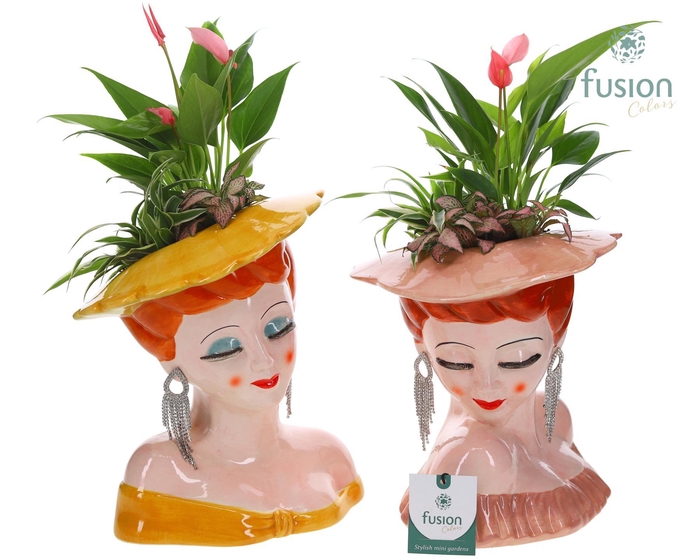 <h4>Keramiek Dames vase met Arrangement</h4>