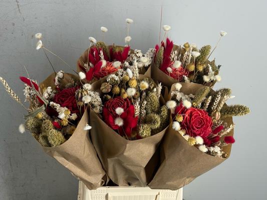 <h4>Df Bouquet 50cm Dutch Elegance</h4>