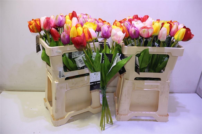 <h4>Silk Tulips Bunch Happy Mix</h4>