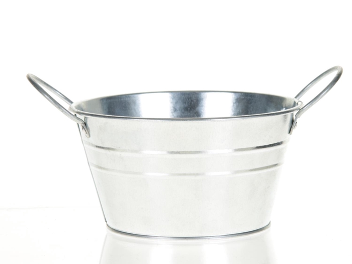 <h4>DF04-942102100 - Planter zinc Parkin round+ears d19xh9.5</h4>