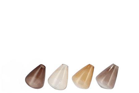 <h4>Delight Natural Brown Mix Drop Vase Ass 15x20cm</h4>