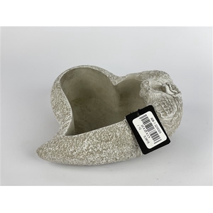 CEMENT HEART WITH BIRDS  20*20*H8,5