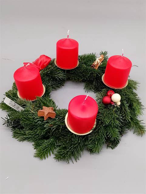 <h4>ADVENTKRANZ</h4>