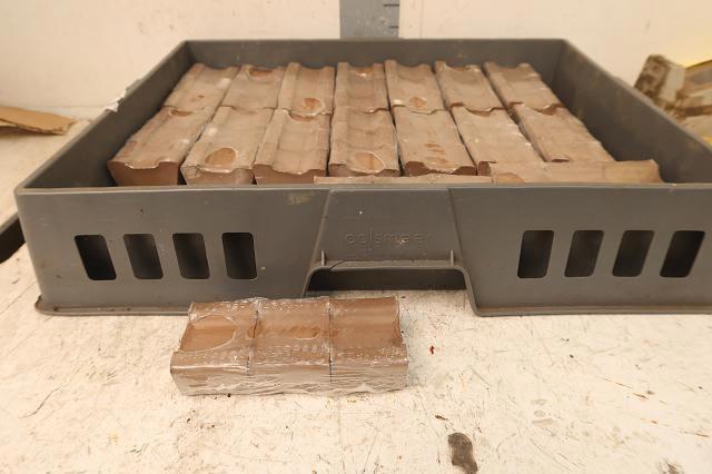 <h4>HUIS EN TUINDECO H%</h4>