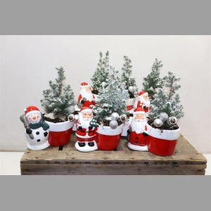 Kerstboom Versierd In Keramiek