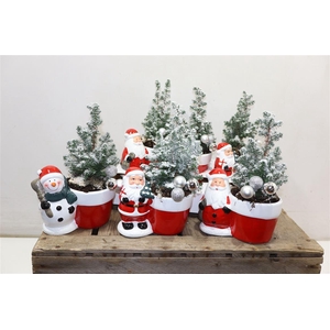 Kerstboom Versierd In Keramiek