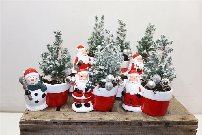 <h4>Kerstboom Versierd In Keramiek</h4>