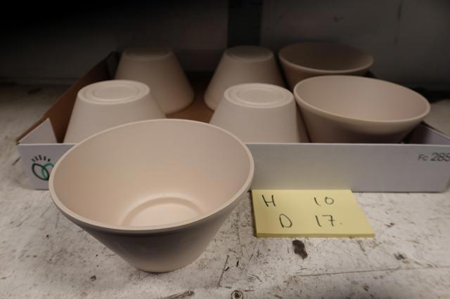 <h4>HUIS EN TUINDECO H%</h4>