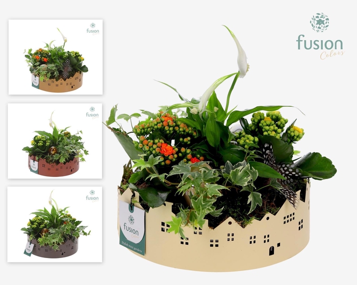 <h4>Zinken schaal Huisjes Large met Pasen arrangement</h4>