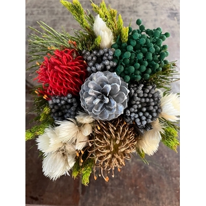 Xmas Bqt - Festive Christmas (p/bunch)