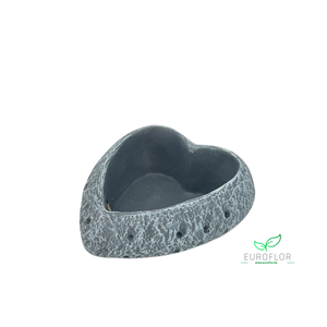 CEMENT HEART 17cm