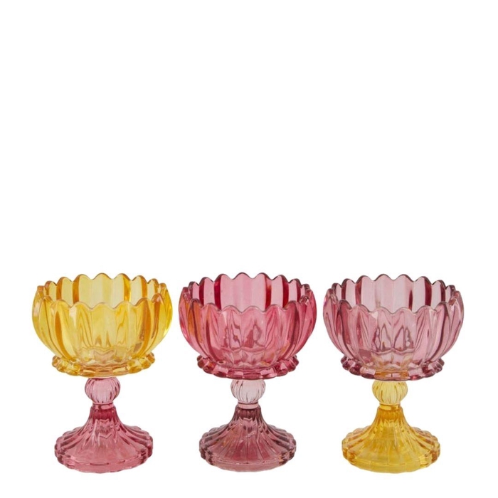 <h4>Theelichth. Flower/voet d10*13cm</h4>