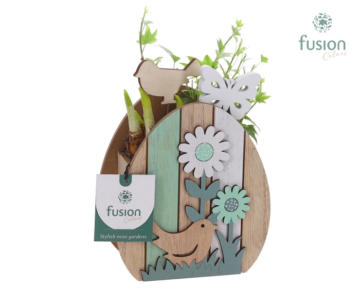 <h4>Pasen houten planter ei met Arrangement D13 H22</h4>