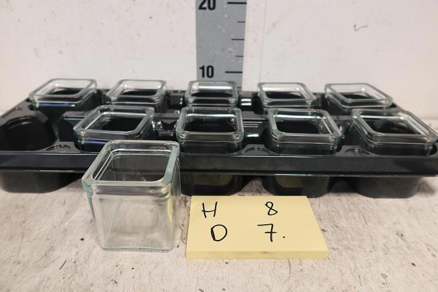 <h4>HUIS EN TUINDECO H%</h4>