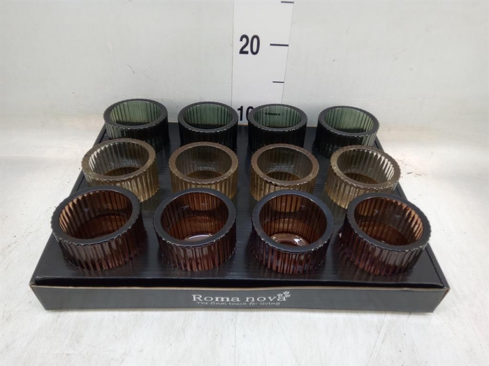 <h4>Decoratieve materialen ...H%</h4>