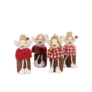 Loulou Jolly Red Sitting Girl Wood Ass 6x7x17cm