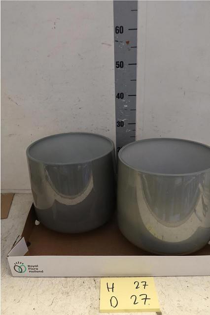 <h4>HUIS EN TUINDECO H%</h4>