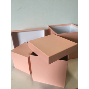 HOEDENDOOS 3BOXES 25cm 20cm 15cm PINK