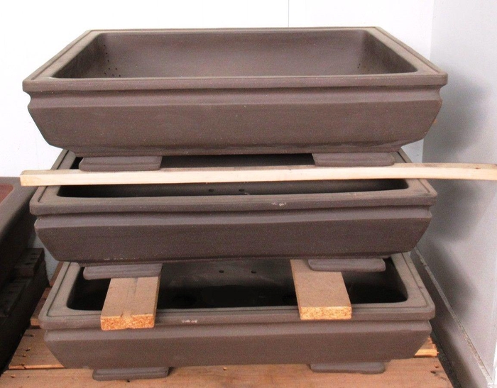 <h4>pot rectangle unglazed, brown (65x49x17)</h4>