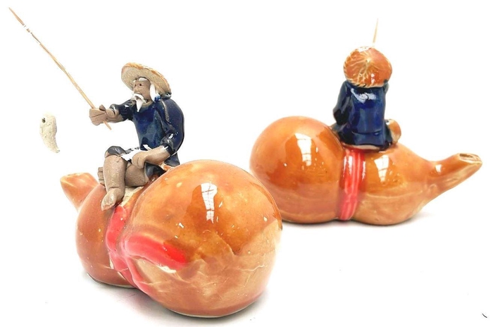 <h4>Chinese fisherman on pumpkin, glazed, height 13cm. box 4 or 8 pcs.</h4>