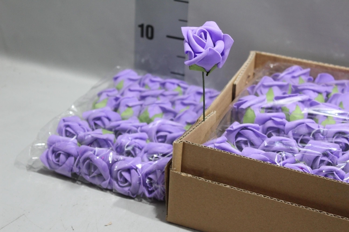 <h4>HUIS EN TUINDECO H%</h4>