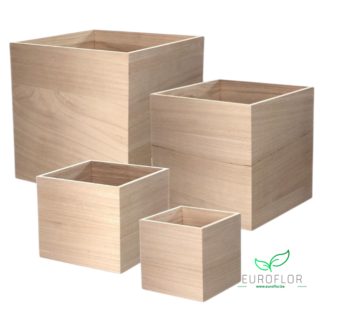 WOODEN CUBES ONE SIDE OPEN 24-20-16-12 CM SET 4