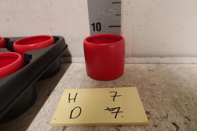 <h4>HUIS EN TUINDECO H%</h4>