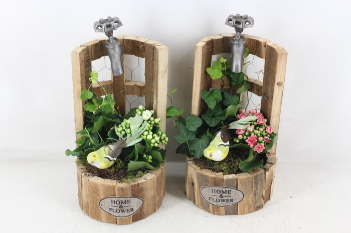 <h4>arr2 TD - Houten waterput - roze/wit</h4>