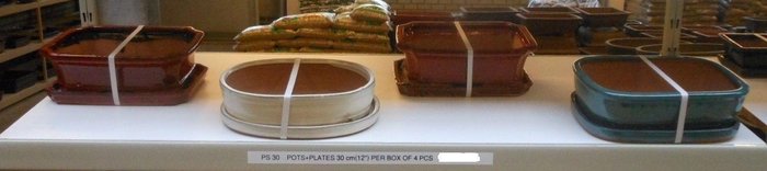 <h4>empty bonsai pots + plates, 31-32 cm. 4 pcs per box</h4>