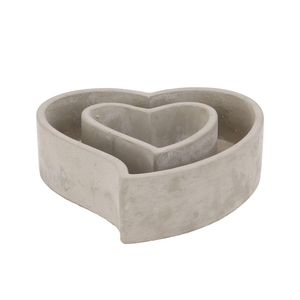 Concrete Heart Grey 22x20.5x5.8cm