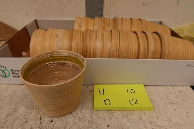 <h4>Pot H10 / D12</h4>